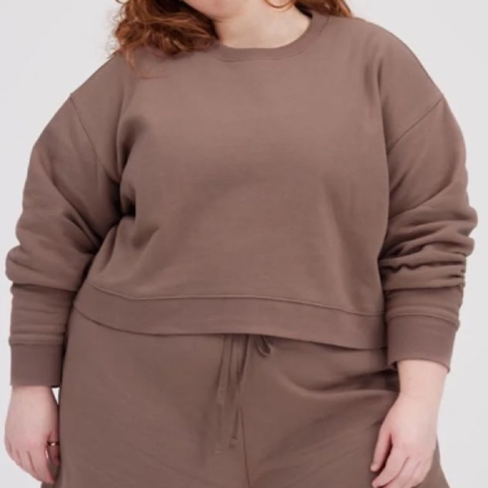 NWOT girlfriend collective cropped sweatshirt - size XL